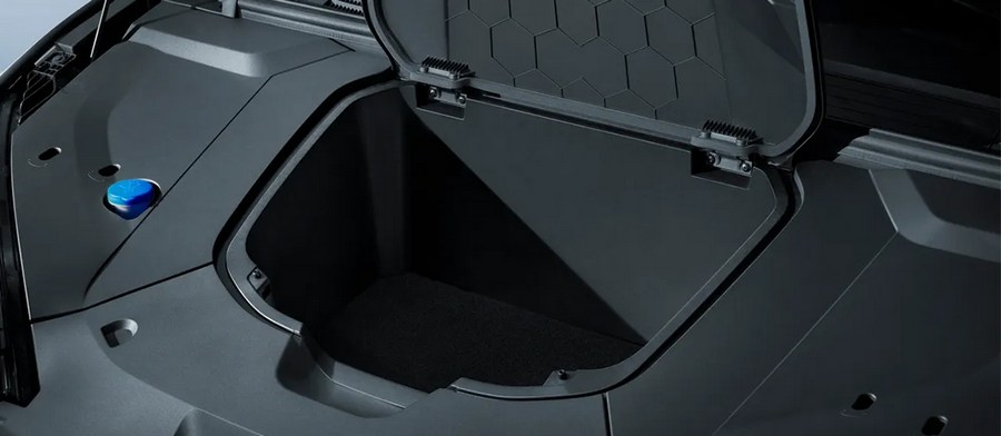 Khoang chứa đồ tiện dụng BYD SEAL không chỉ có không gian chứa đồ rộng rãi 400L ở phía sau mà còn có thêm không gian chứa đồ có nắp che 53L ở cốp trước . Điều này cung cấp một giải pháp thông minh và thiết thực cho mọi nhu cầu du lịch của bạn.