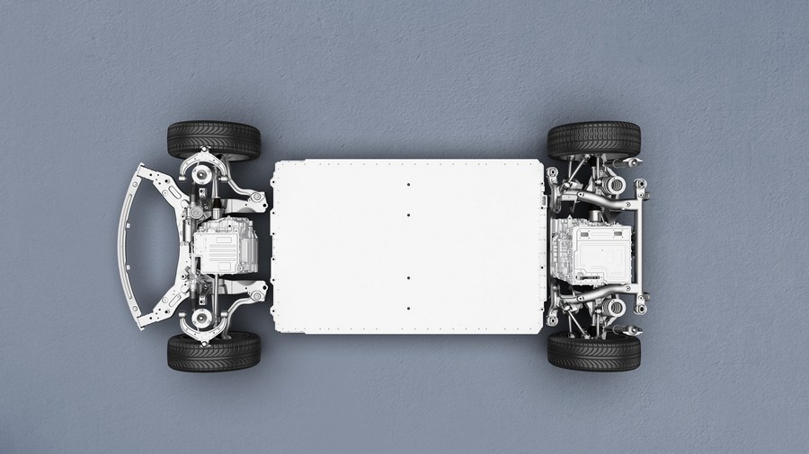 Hệ thống treo tay đòn kép kết hợp treo đa liên kết Cấu hình hệ thống treo cao cấp nhất tạo ra trải nghiệm lái tuyệt vời nhất, hiện thực hóa sự kết hợp thực sự giữa con người và phương tiện, đồng thời kích hoạt chất thể thao của phương tiện.