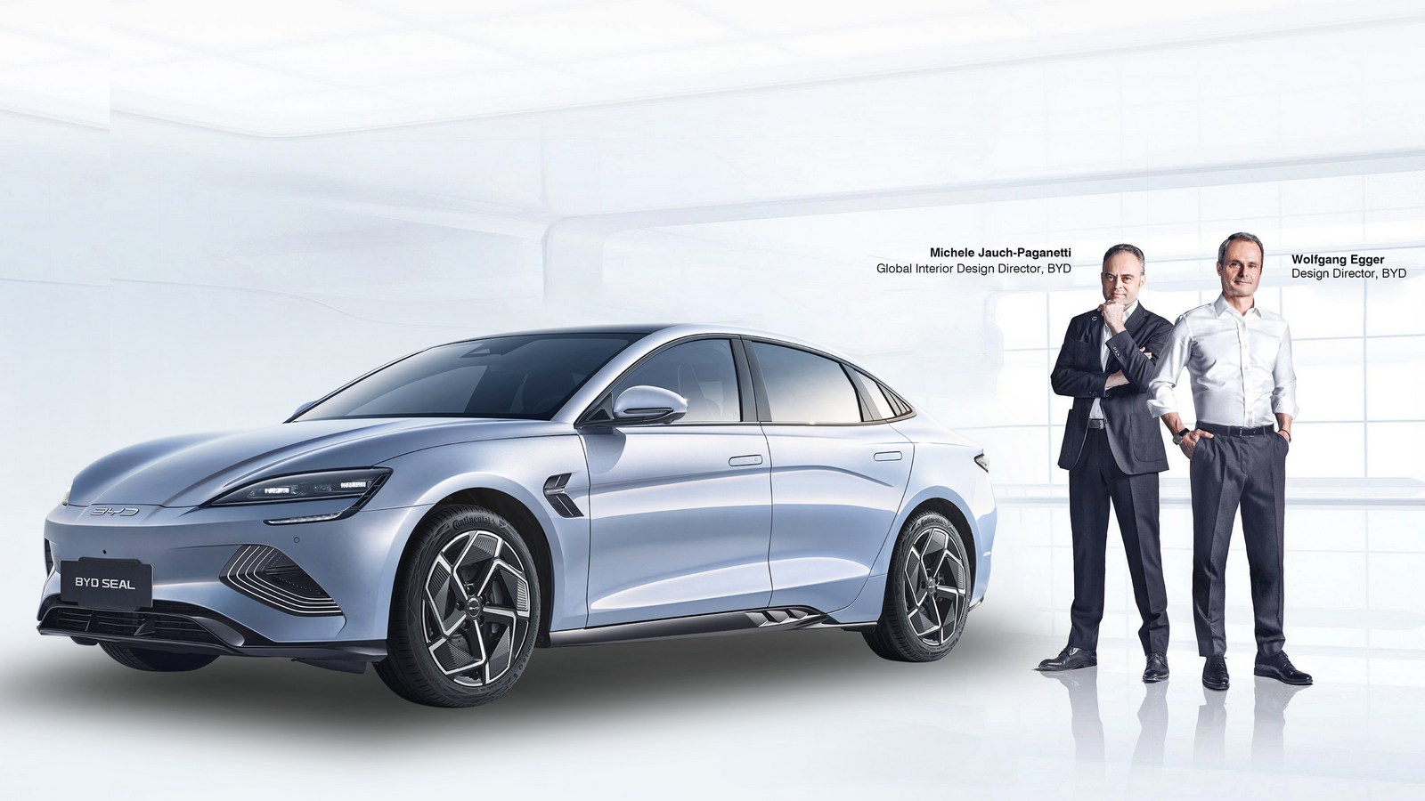 Đội ngũ thiết kế đẳng cấp thế giới Giám đốc thiết kế ô tô Wolfgang Egger dẫn đầu một đội thiết kế đẳng cấp thế giới nơi mà những sáng tạo kết hợp hoàn hảo với sự đổi mới, chất lượng và cả độ tin cậy. Hơn 200 nhà thiết kế từ hơn 10 quốc gia như Ý, Tây Ban Nha, Thụy Sĩ và Đức, đã cùng nhau làm việc ở khắp các địa điểm trên toàn thế giới để mang đến thiết kế đặc trưng của thương hiệu BYD.